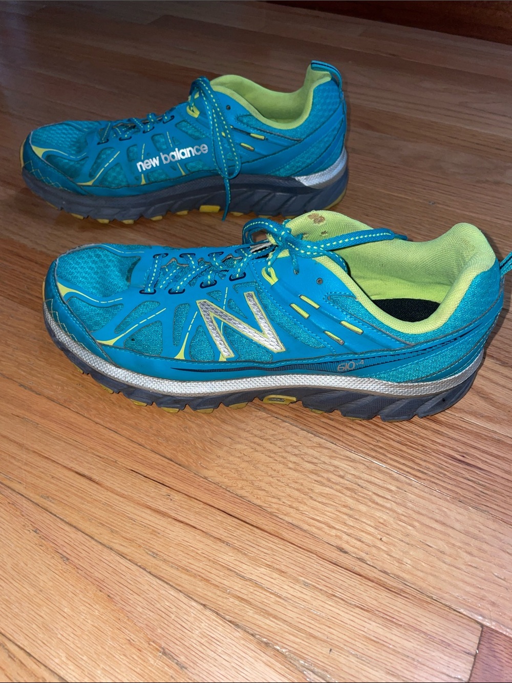 New Balance 610v4 all-terrain